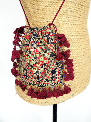 Embroidered Purse 06