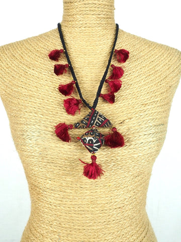 Amulet Necklace 01