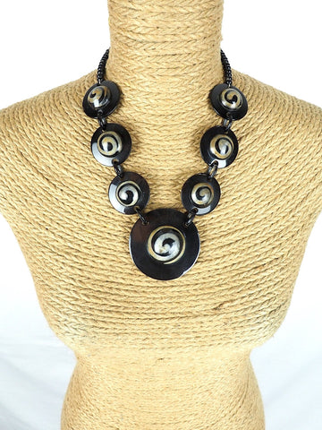 Tribal Necklace 02