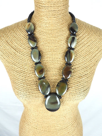 Tribal Necklace 04