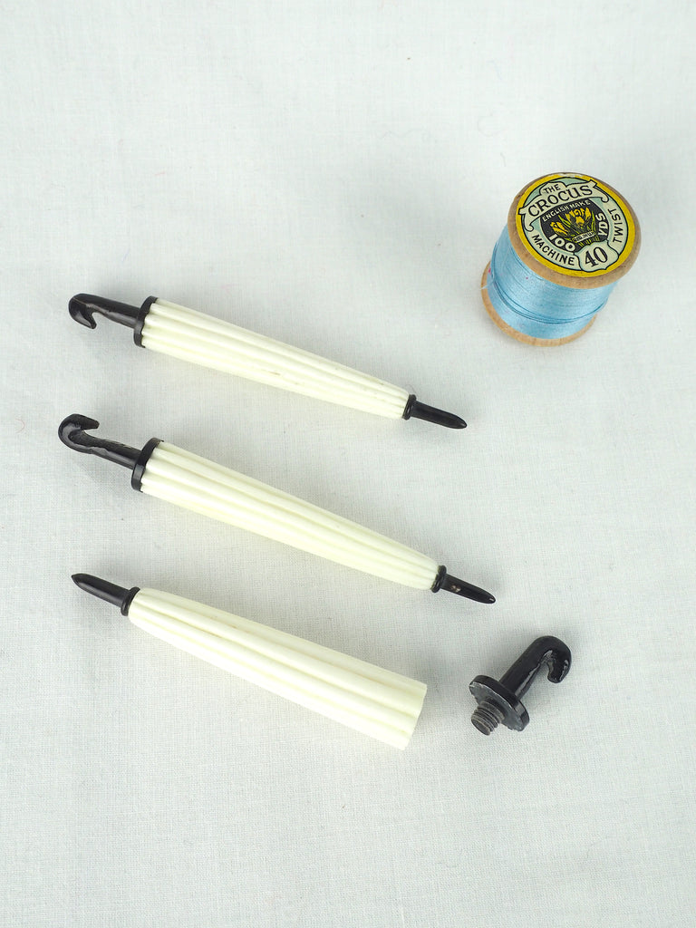 Umbrella Needle Case