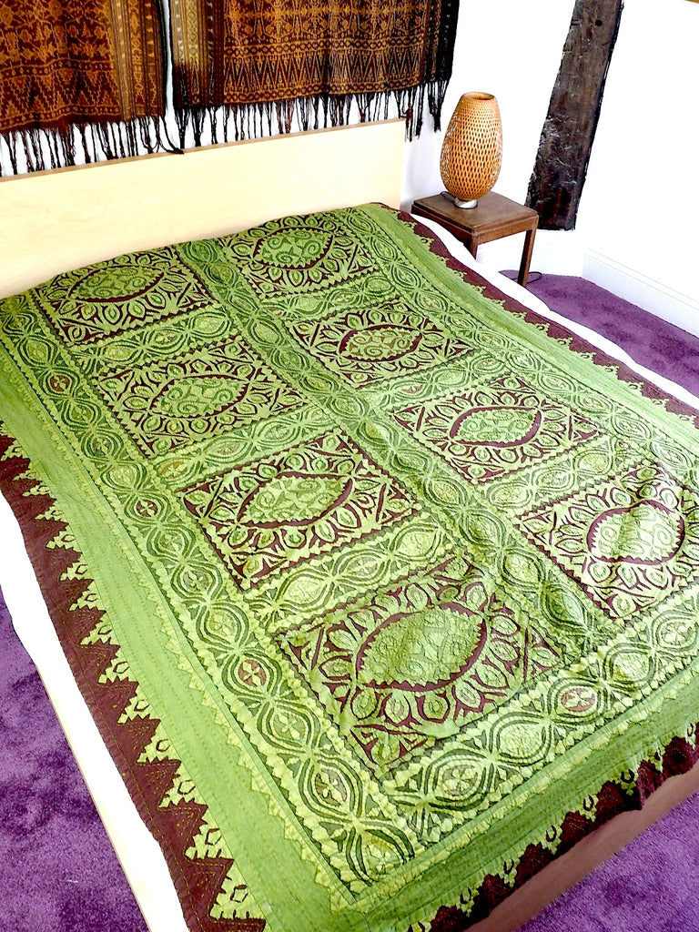 Appliqué Bedcover 007